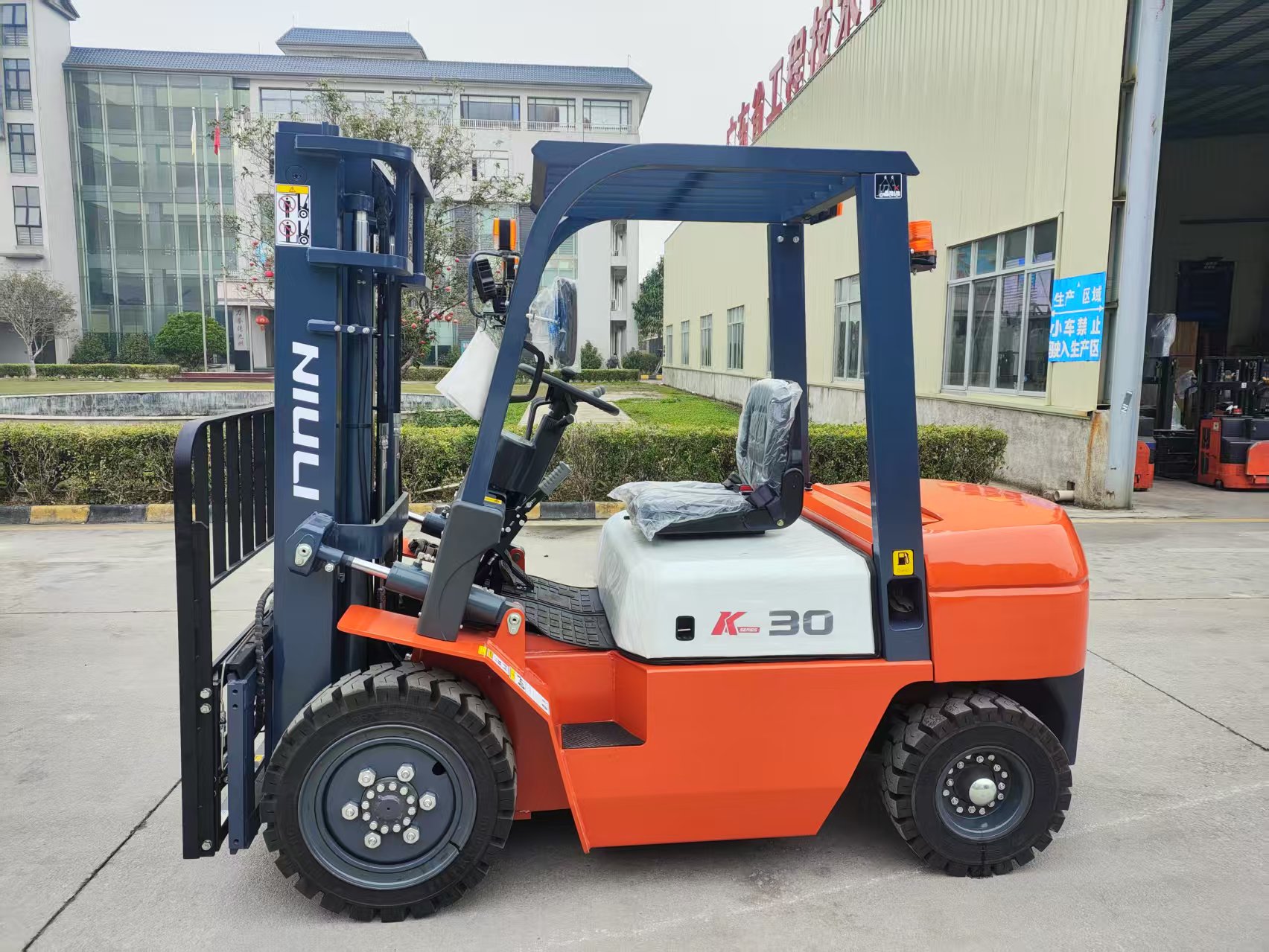 Internal Combustion Forklifts Internal Combustion Forklifts