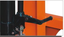 NIULI Handling Equipment Hand Pallet Stacker 1 Ton 1.6 M Lift Height Manual Type Stacker