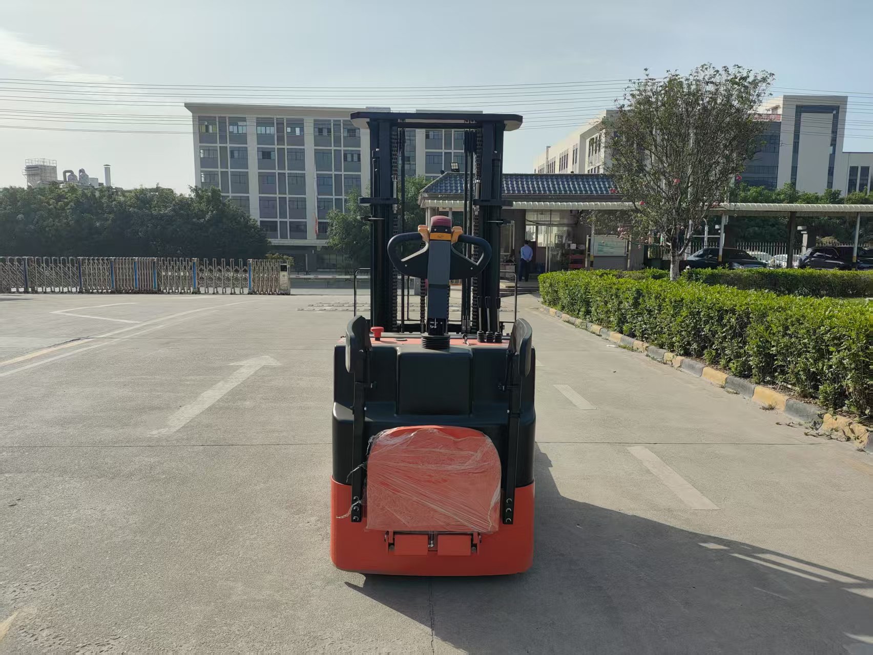 Battery Pallet Stacker