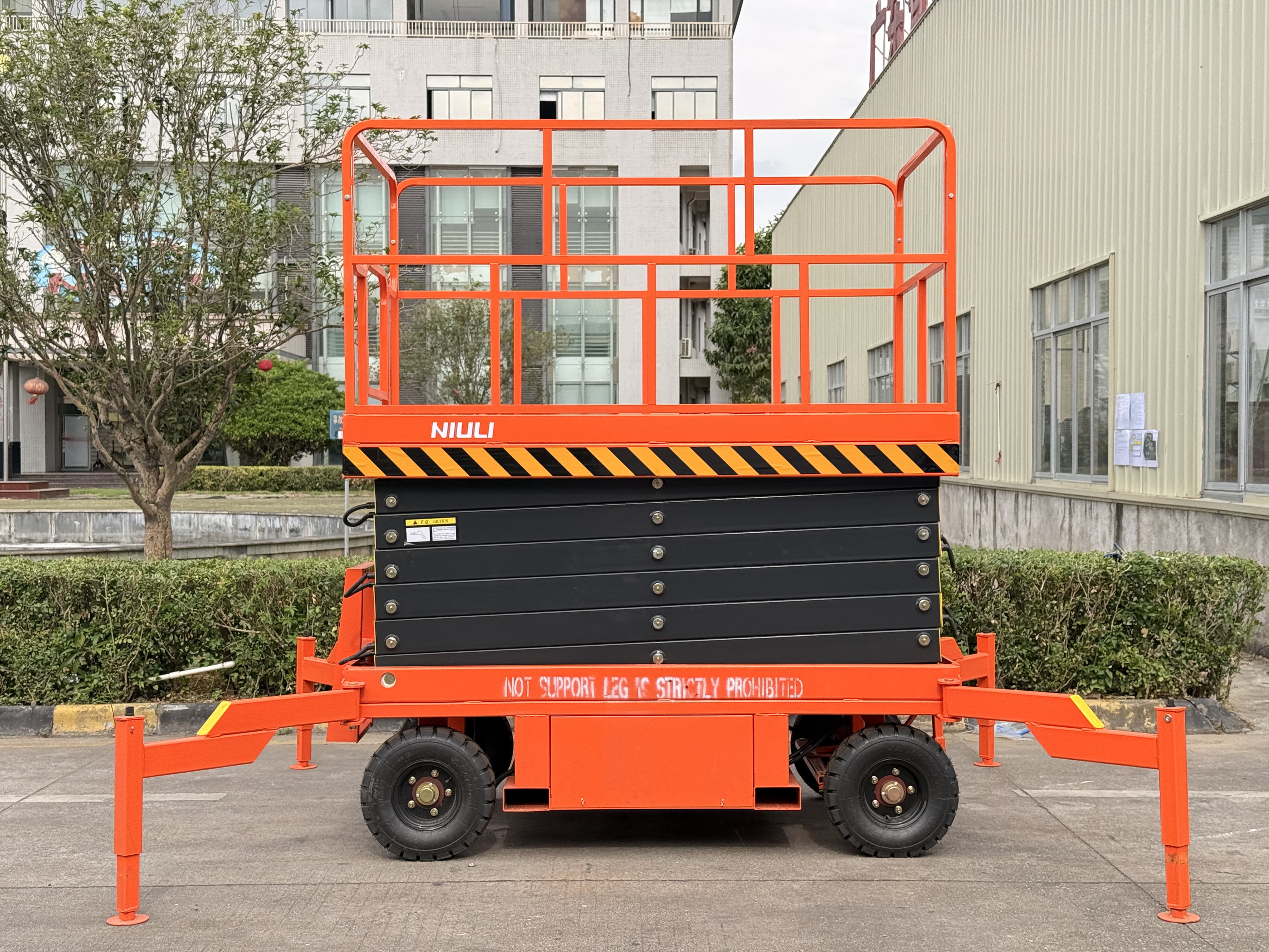 Stuck on the Ground? Why Your Aerial Work Platform Won’t Lift