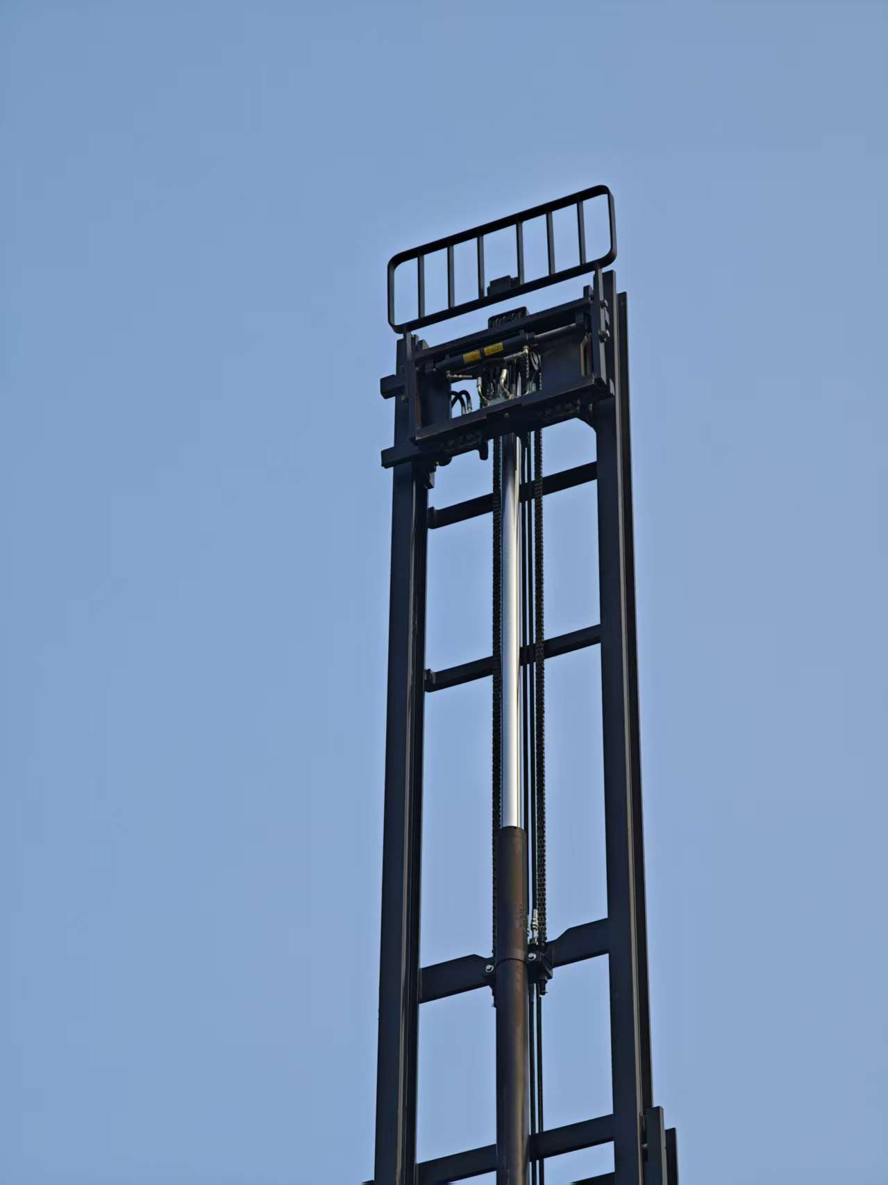 High Reach Lift Truck