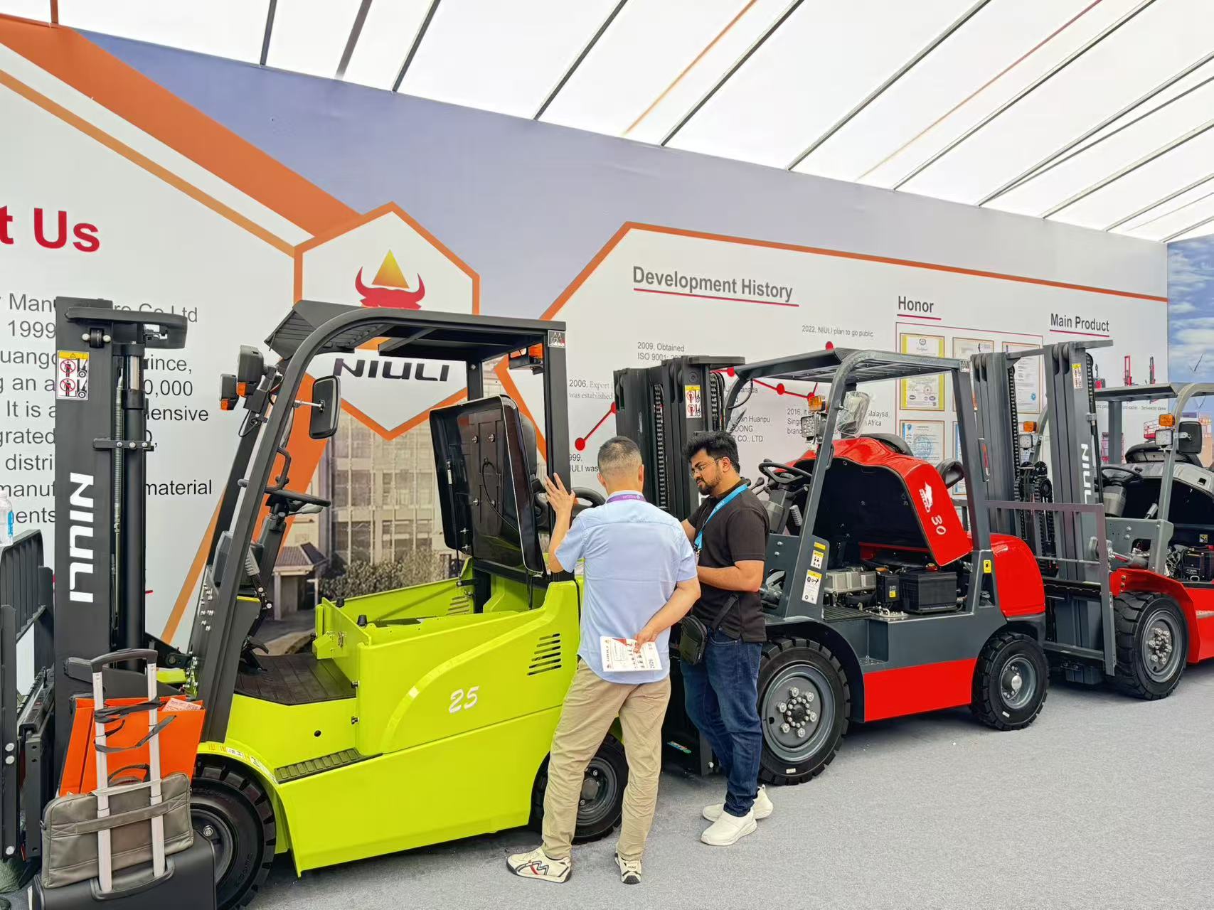 Canton Fair – Niuli.jpg